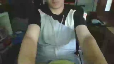 Dadddiessboy04 webcam model stream image