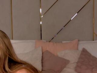Imogen Blare webcam flirt4free model stream image