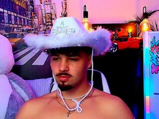 Cory Forde webcam model stream image