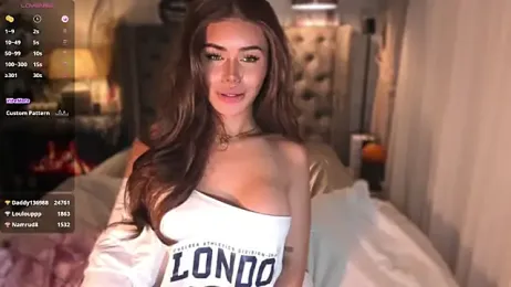 ParisianDoll webcam stripchat model stream image