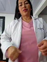 JustSamantha_ webcam model stream image