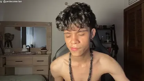 OopsAgain_ webcam model stream image