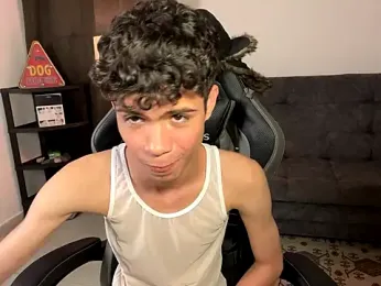 OopsAgain_ webcam model stream image