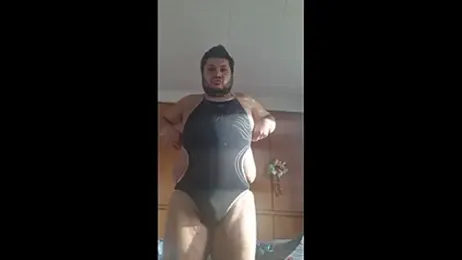 Badeanzug webcam stripchat model stream image