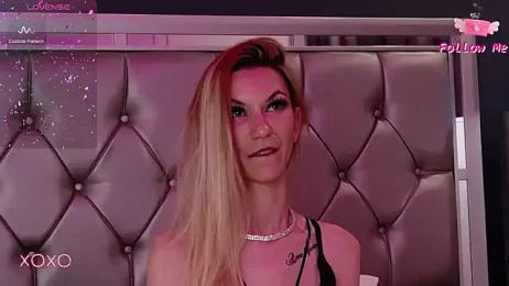 MayaHale webcam model stream image