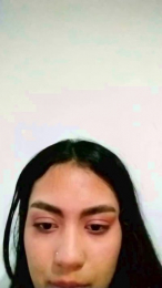 Alahiateen webcam model stream image