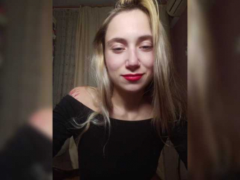 AxlaRose webcam bongacams model stream image