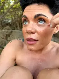 LukeLouHarvey webcam model stream image