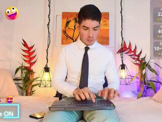 Andrew Hallss webcam model stream image