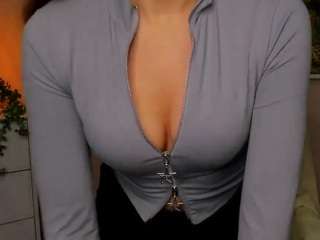 meganxkiss webcam model stream image