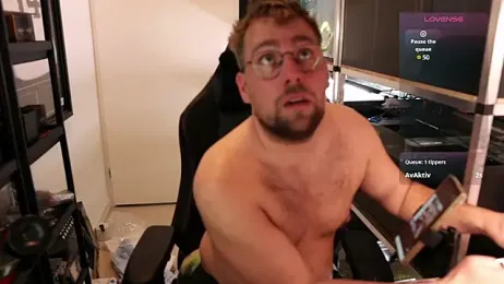 justinitt webcam model stream image