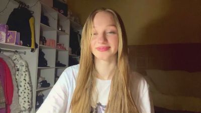 AshleaGiardini webcam model stream image