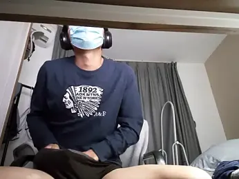 leeyoung_ webcam model stream image