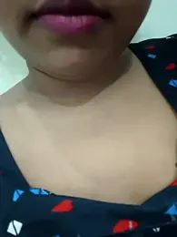 Soniya_G webcam model stream image