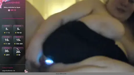 Busty-BBW-Emilie webcam model stream image