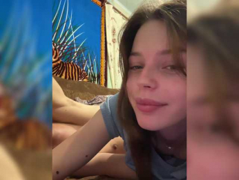 LuXuRyVN webcam bongacams model stream image