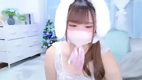 MAIKA_pyon webcam model stream image