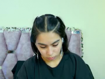 iris_mandarinne webcam model stream image