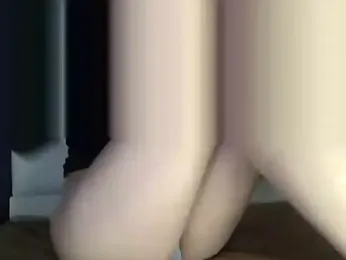 Mia_8 webcam model stream image