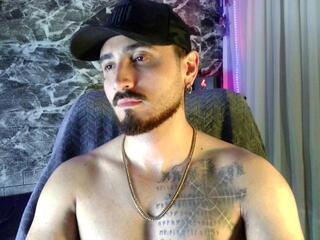 Chris Kochs webcam model stream image