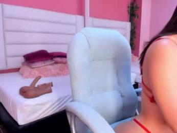 laurabigtits webcam model stream image