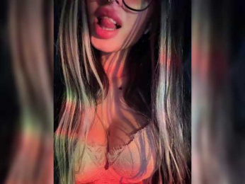 LeCriss webcam model stream image