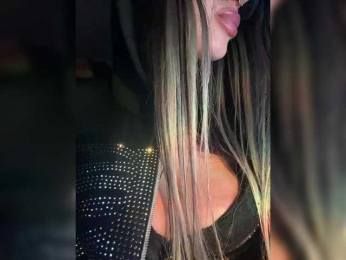 LeCriss webcam model stream image