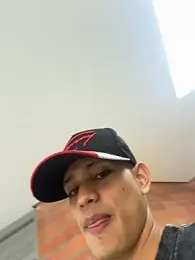 HarryGaze webcam model stream image