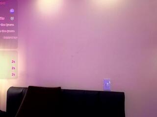 Chloe Monroeee webcam model stream image