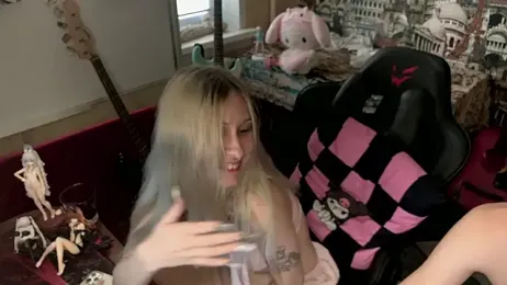 Elaincutee webcam model stream image