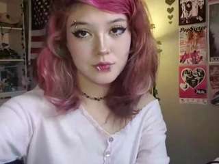 micahoguinn webcam model stream image