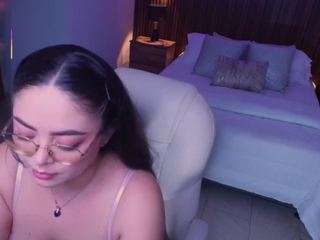 emmy-walker webcam model stream image