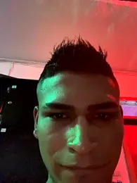 Emiliano_Reyes webcam model stream image