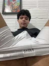 Axel-Mejia webcam model stream image