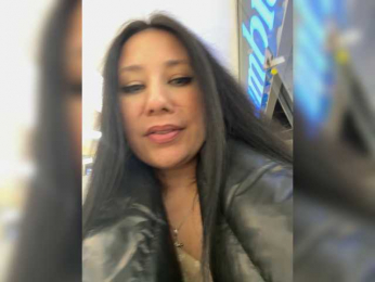 Lune webcam bongacams model stream image