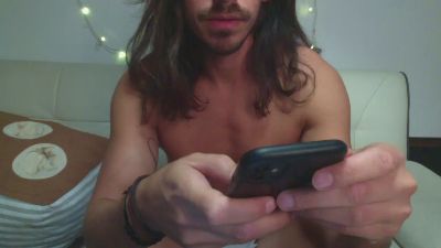 YoucallmeRobert webcam model stream image