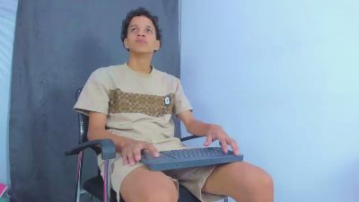 MidnightKing_ webcam cam4 model stream image