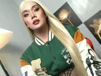 lovers_moon22 webcam chaturbate model stream image