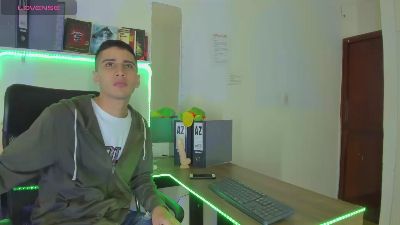DanielBiggCockk webcam model stream image