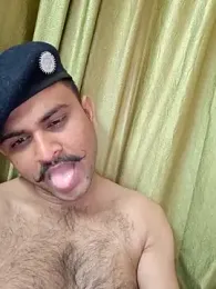 Frvgggghh webcam model stream image