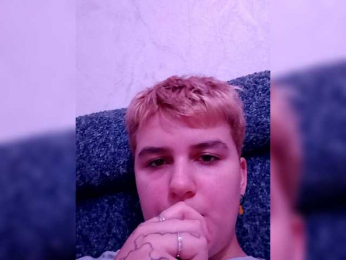 2Lesbians webcam model stream image