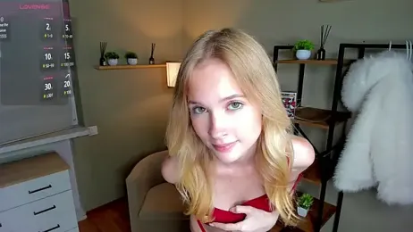 PlushyMood webcam model stream image