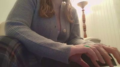 Girlluna webcam model stream image