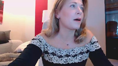 Giulia_sweet webcam cam4 model stream image