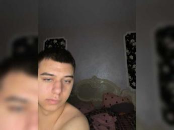 Chipikswkw webcam bongacams model stream image