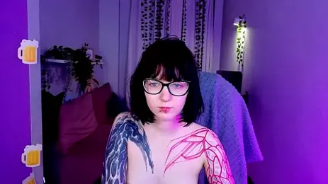 HazelTompson webcam model stream image