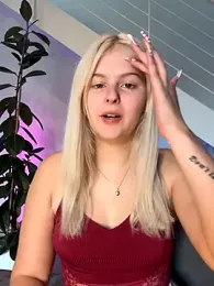 Allylove03 webcam stripchat model stream image