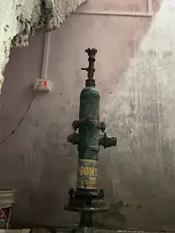 hardlysuck webcam model stream image