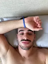 Carl242000 webcam model stream image