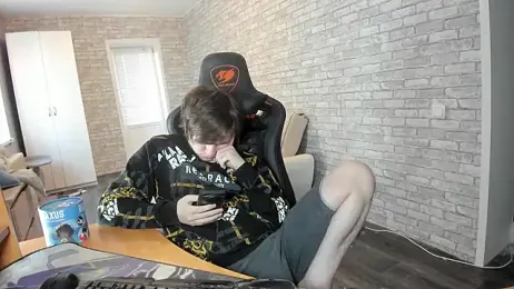 iliaskrislove webcam stripchat model stream image
